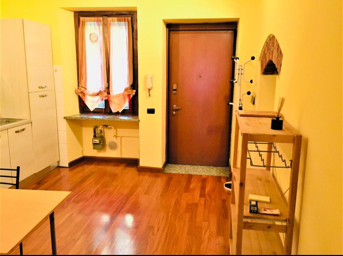 Apartment Bilocale Zona Centro Milan