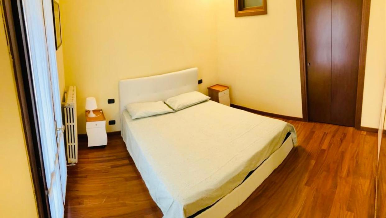 Bilocale Zona Centro Apartment Milan